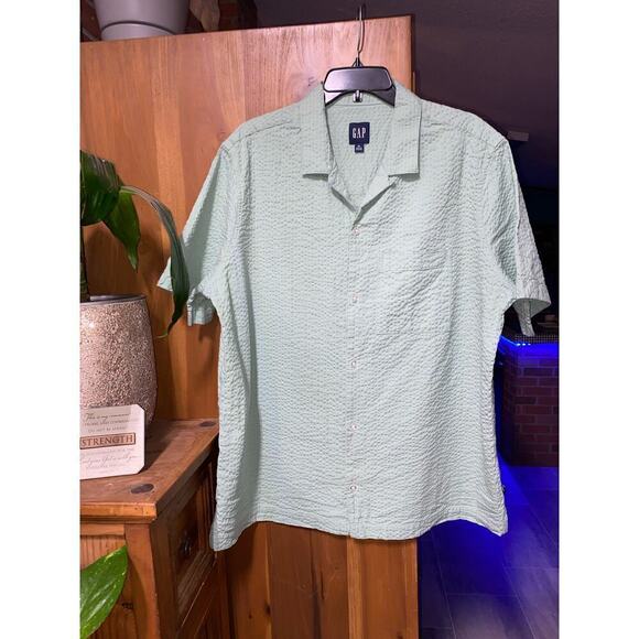Gap short sleeve men’s button down shirt, green gauze material Size XL - Picture 1 of 4